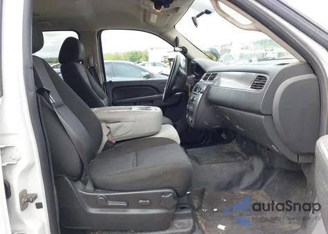 2010 Chevrolet Tahoe Ls from USA, damaged, VIN 1GNMCAE03AR230160